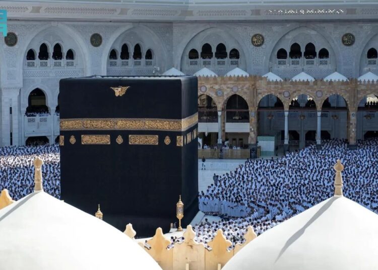 12 يناير.. آخر موعد لتوثيق عقود الحجاج ومعاينة سكنهم بمكة والمدينة