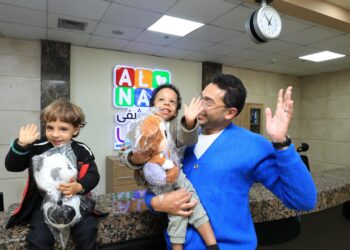 البنك الأهلي المصري يواصل الاحتفالات بالعام الجديد مع مستشفى الناس