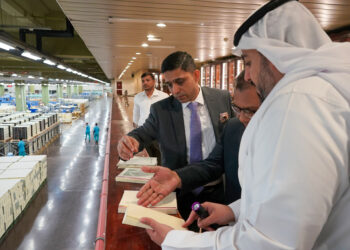 قنصل بنغلاديش بجدة يزور مجمع الملك فهد لطباعة المصحف الشريف