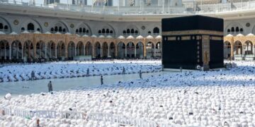 السعودية تشيد بأداء الشركات المصرية الخاصة بتعليمات الحج والعمرة