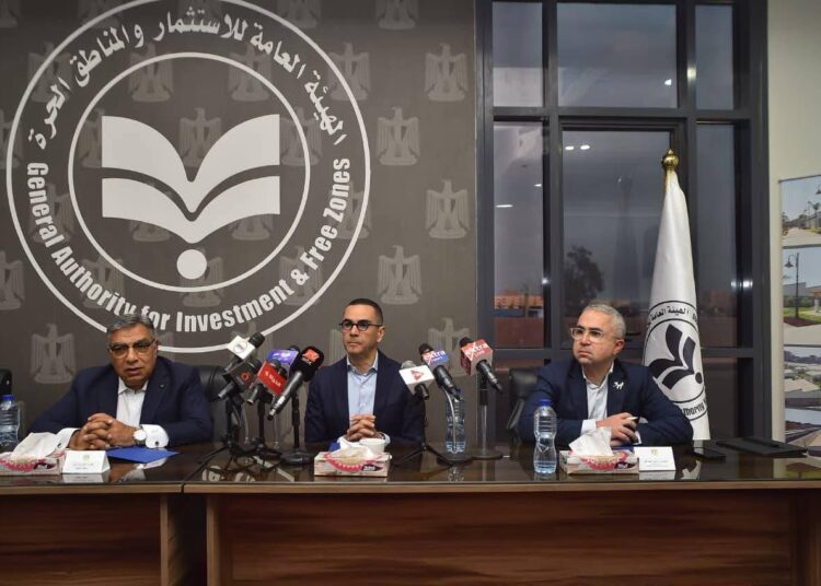 وزير الاستثمار:مراكز خدمات المستثمرين ستقدم كل الخدمات بالمحافظات والقيادة السياسية توفر الدعم اللازم