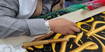 مجمع كسوة الكعبة.. هنا تلتقي قُدسية الصنعة وعظمة الإرث