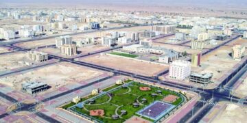 الدقم.. نافذة عُمان للانطلاق إقليميًا وعالميًا عبر بوابة اللوجستيات ومشاريع الطاقة