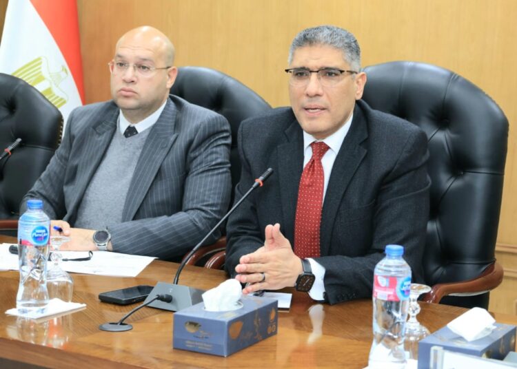 حركة تكليفات من محافظ الجيزة لرؤساء أحياء الهرم والعجوزة ومركز كرداسة