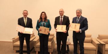 مصر تتسلم تقرير البصمة الكربونية لحفل الافتتاح الرسمي للمتحف الكبير