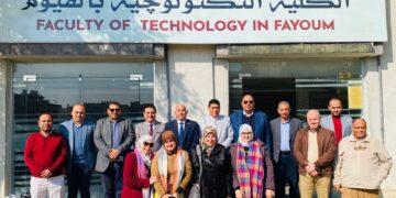 مجلس جامعة الفيوم يعقد اجتماعه الأول بالتشكيل الجديد بحضور رئيس مجمع عمال مصر