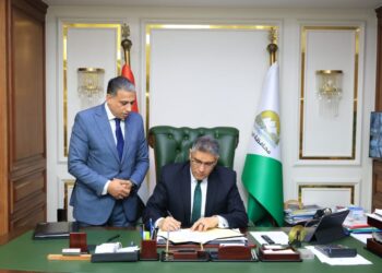 محافظ الجيزة يعتمد نتيجة الفصل الدراسي الأول للشهادة الإعدادية