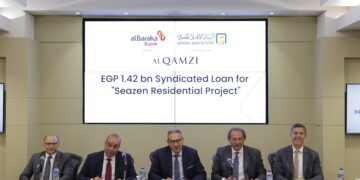 البنك الأهلي يقود تمويلاً مشتركًا بقيمة 1.42 مليار جنيه لمشروع SEAZEN بالساحل الشمالي