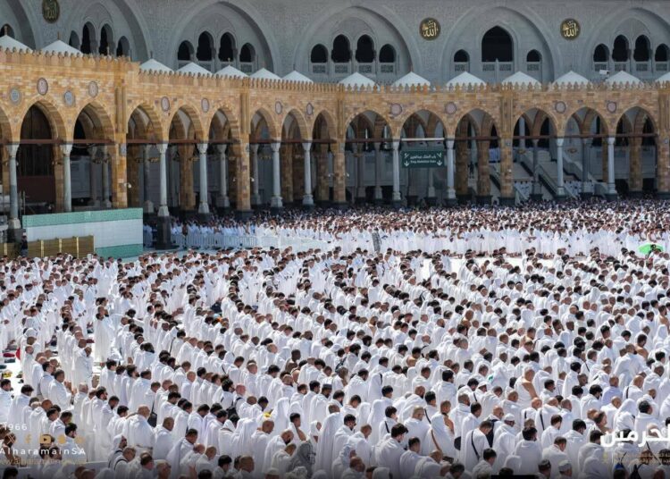 خطاب عاجل لشركات السياحة بشأن سرعة إنهاء إجراءات الحجاج