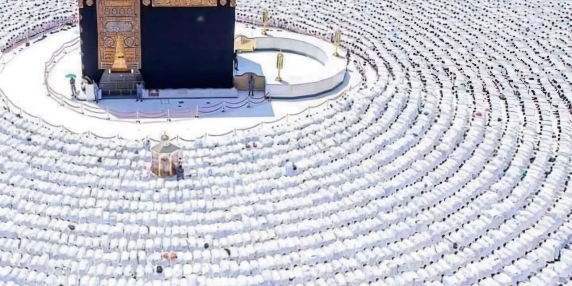 تحرك جديد من وزارة السياحة بشأن رحلات عمرة رمضان