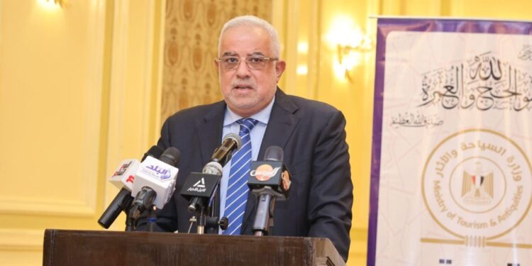 اتحاد الغرف” يكشف موعد حل أزمة توقف شركات السياحة