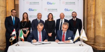 بنك الإسكندرية يوقّع مذكرة تفاهم مع “بلو إي ڤي” لتمويل الدراجات الكهربائية ودعم التوصيل المستدام