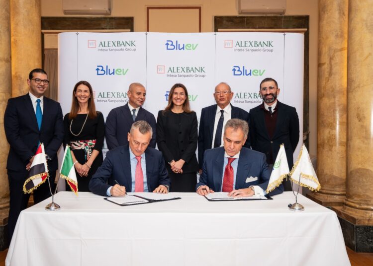 بنك الإسكندرية يوقّع مذكرة تفاهم مع “بلو إي ڤي” لتمويل الدراجات الكهربائية ودعم التوصيل المستدام