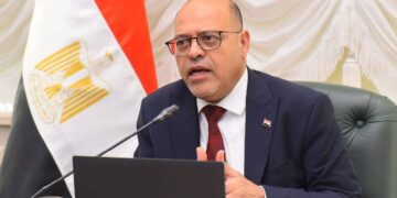 وزارة العمل تكشف تفاصيل تنظيم وتحديد ساعات العمل في المنشآت الصناعية