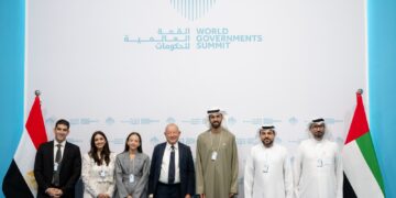 مبادرات « محمد بن راشد آل مكتوم العالمية» و«ساويرس للتنمية» تطلقان «جسور الفرص» لتأهيل 100 ألف شاب مصري لسوق العمل