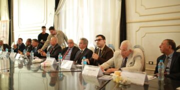 اتحاد المستثمرين ومحافظ أسيوط  يطلقان رؤية جديدة لدفع التنمية الصناعية بالصعيد