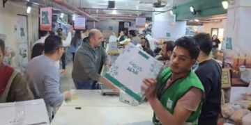 “مصر الخير” تواصل تعبئة كراتين رمضان ضمن حملة “إفطار صائم”