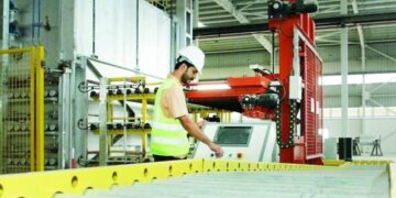 عُمان تعرض حزمة من الفرص الاستثمارية في قطاع الصناعات التحويلية