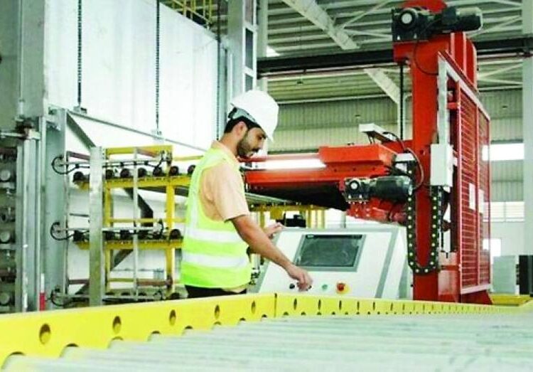 عُمان تعرض حزمة من الفرص الاستثمارية في قطاع الصناعات التحويلية