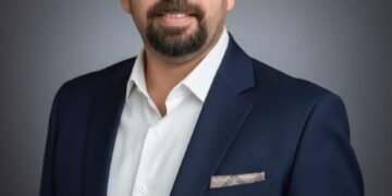 شراكة بين راية القابضة وشعبة محرري الاتصالات لدعم البنية التكنولوجية بالمركز الصحفي