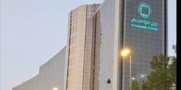 “مشارق” تستحوذ على “برج مواسم” في مكة