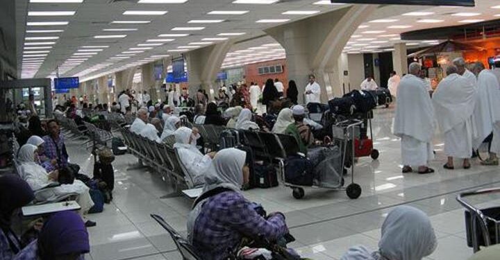 بيان عاجل من “مطار جدة” للمسافرين عقب تأثر الحركة الجوية