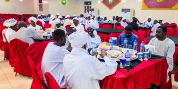 تدشّين برنامجي خادم الحرمين لتوزيع التمور وتفطير الصائمين بالسودان