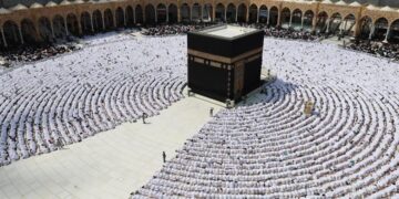 15 ألف متر مكعب زمزم لضيوف الرحمن خلال العشر الأوائل من رمضان