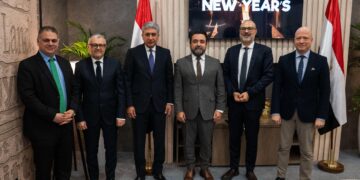 وزير السياحة: الحركة الوافدة إلى مصر تسير بشكل طبيعي