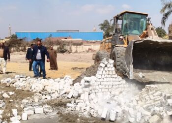 إزالة 24 حالة بناء مخالف في أبو النمرس وكرداسة ومنشأة القناطر