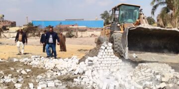 إزالة 24 حالة بناء مخالف في أبو النمرس وكرداسة ومنشأة القناطر