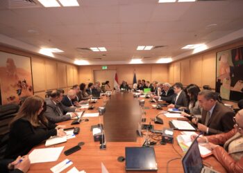 وزير السياحة يترأس اجتماع مجلس إدارة المجلس الأعلى للآثار