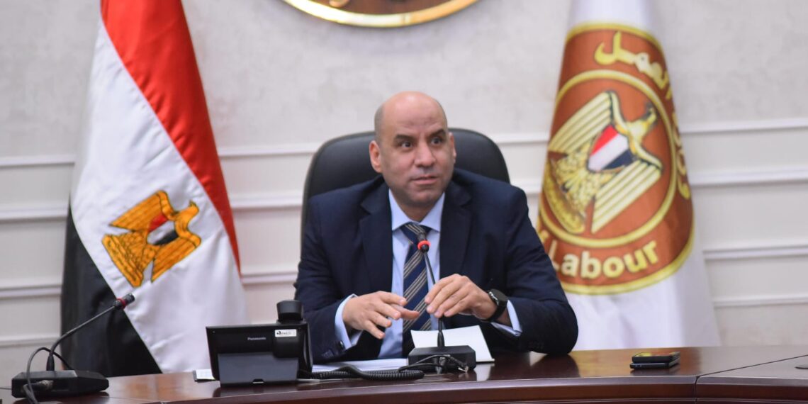 قرار حكومي بحظر تشغيل الأطفال أقل من 15 عام