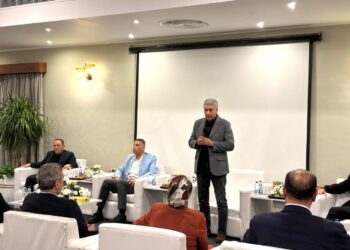 ملخص اجتماع وزير السياحة ومحافظ جنوب سيناء مع المستثمرين بشرم الشيخ