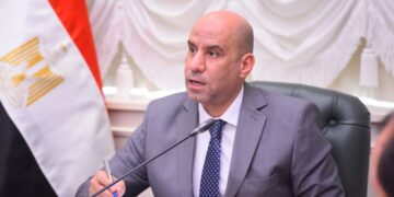 وزارة العمل تعلن فرص عمل بالطاقة الشمسية بالأقصر