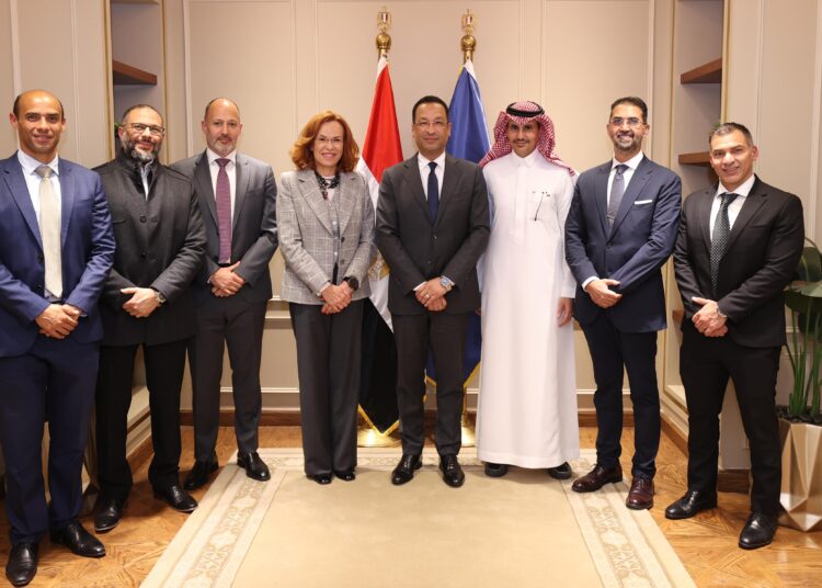 وزير الاتصالات يبحث مع “SAP” العالمية التوسع في استثمارات التعهيد والحوسبة السحابية بمصر