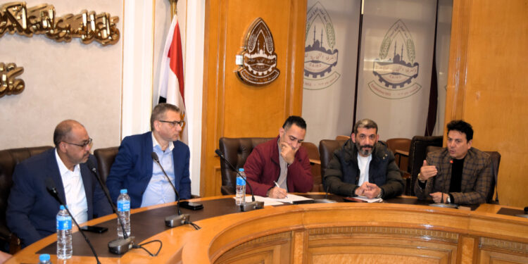 غرفة القاهرة: تشكيل لجنة لتيسير أعمال شُعبة الأسماك و انتخاب مصطفى جعفر رئيسًا بالإجماع