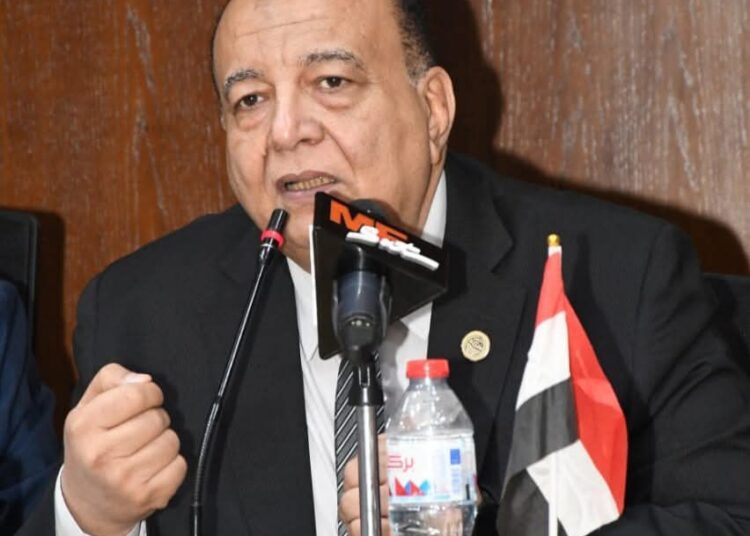 رئيس«الاتحاد الدولي للتعليم والبحث العلمي» يطرح رؤية متكاملة لمواجهة الأزمات الاقتصادية وتعزيز الاستدامة في مصر