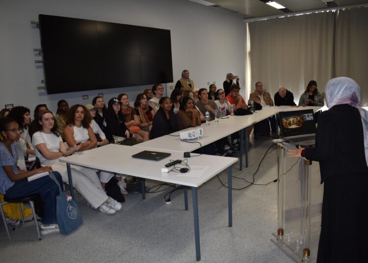 المتحف الكبير ينظم ملتقى علمي مع جامعة باريس8 حول سياسات التربية المتحفية والأنشطة الثقافية