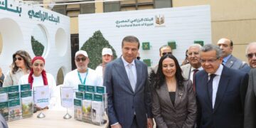 البنك الزراعي المصري يشارك في معرض زهور الربيع وإقبال كبير في أول يوم